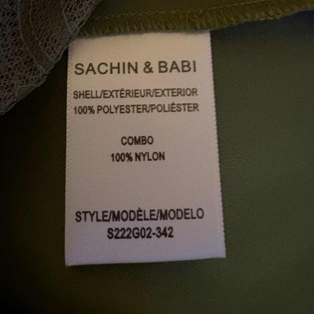 New With Tags moss green
SACHIN & BABI maxi dress SZ 4 - Picture 11 of 13